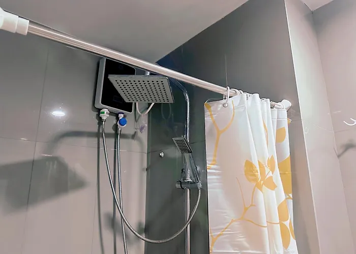 Makati Ph Snowwhite Staycation Aparthotel
