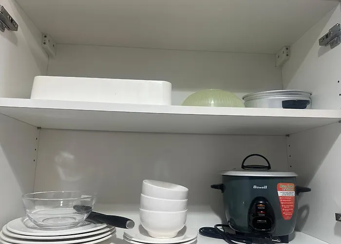 Makati Ph Snowwhite Staycation Aparthotel 3*