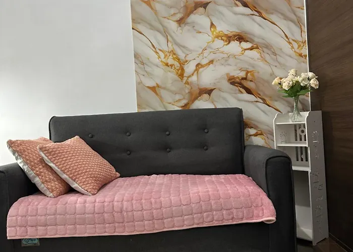 Makati Ph Snowwhite Staycation Aparthotel Manila