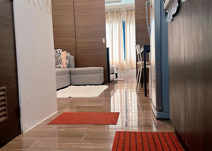 Makati Ph Snowwhite Staycation Aparthotel